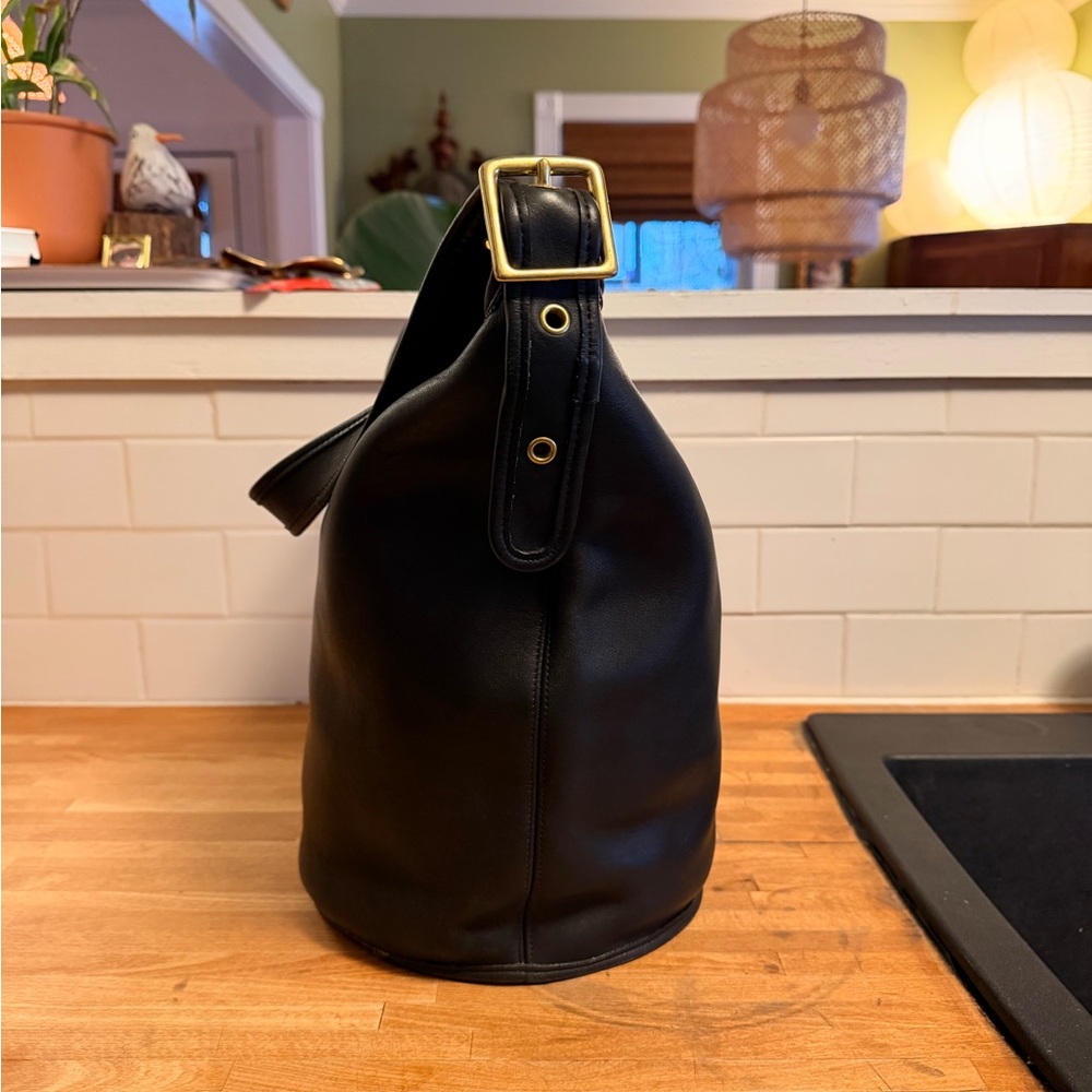 Vintage Coach Bucket Bag - Picture 3 of 13